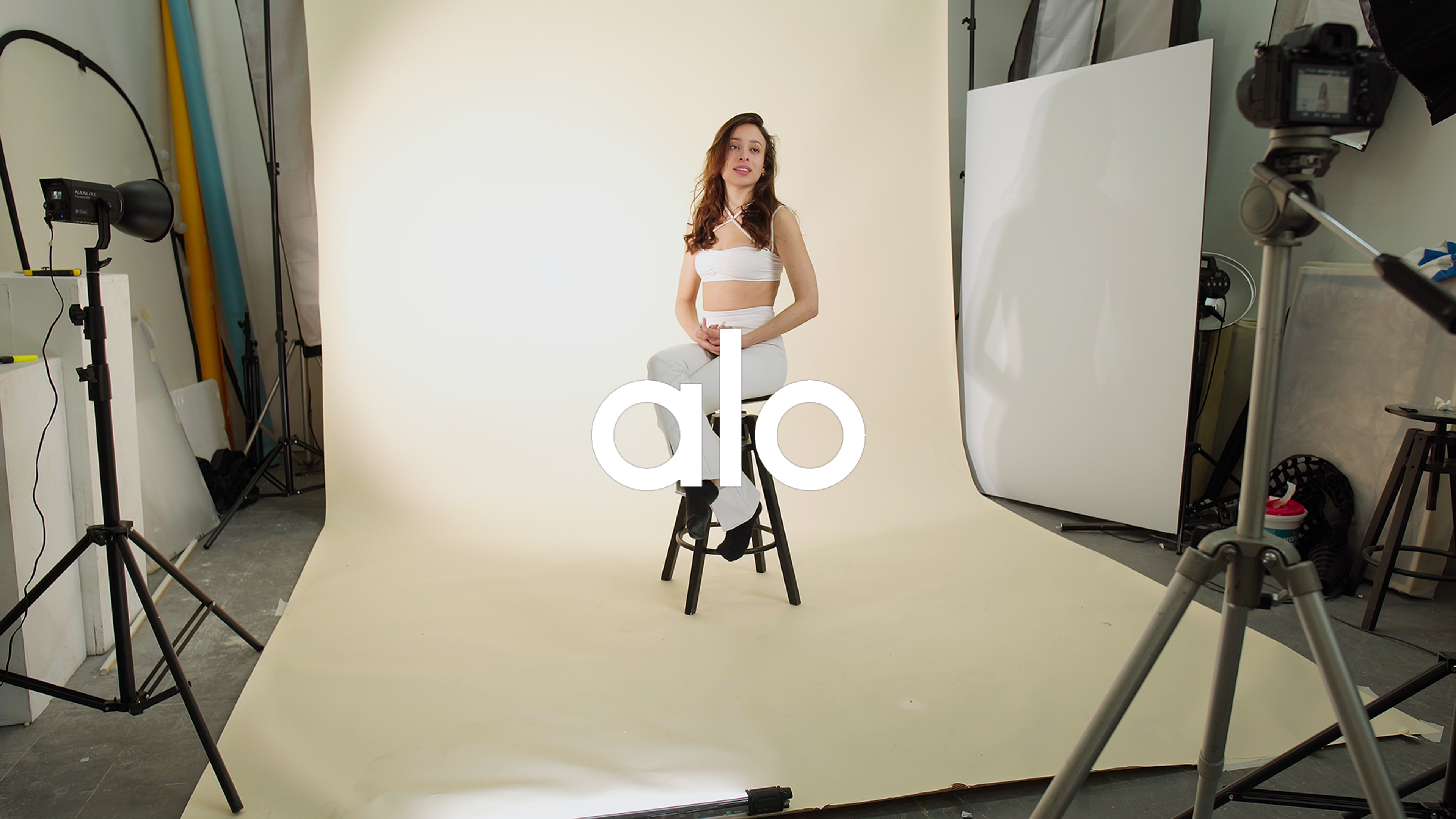 Alo - Community